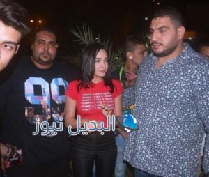 المطربة ساندي في أول ظهور لها