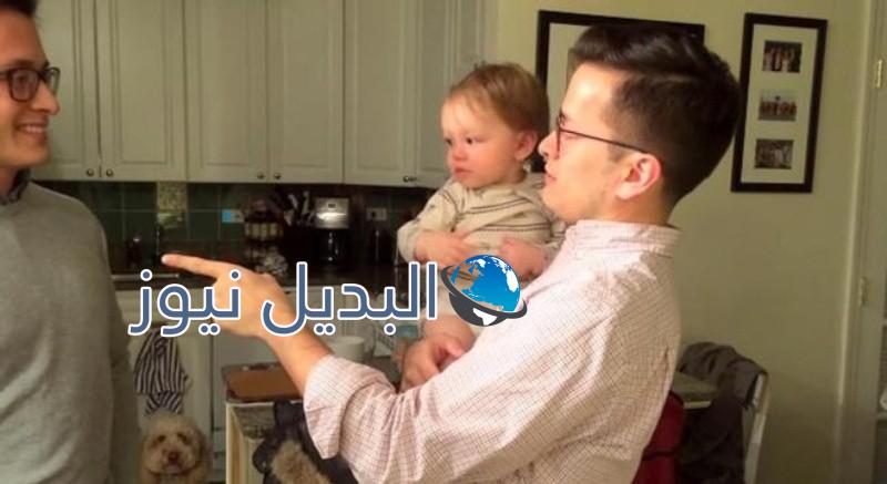 طفل يحتار من هو والده